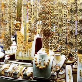 Witryna sklepowa na Złotym Rynku w Dubaju - Gold Souk Dubai